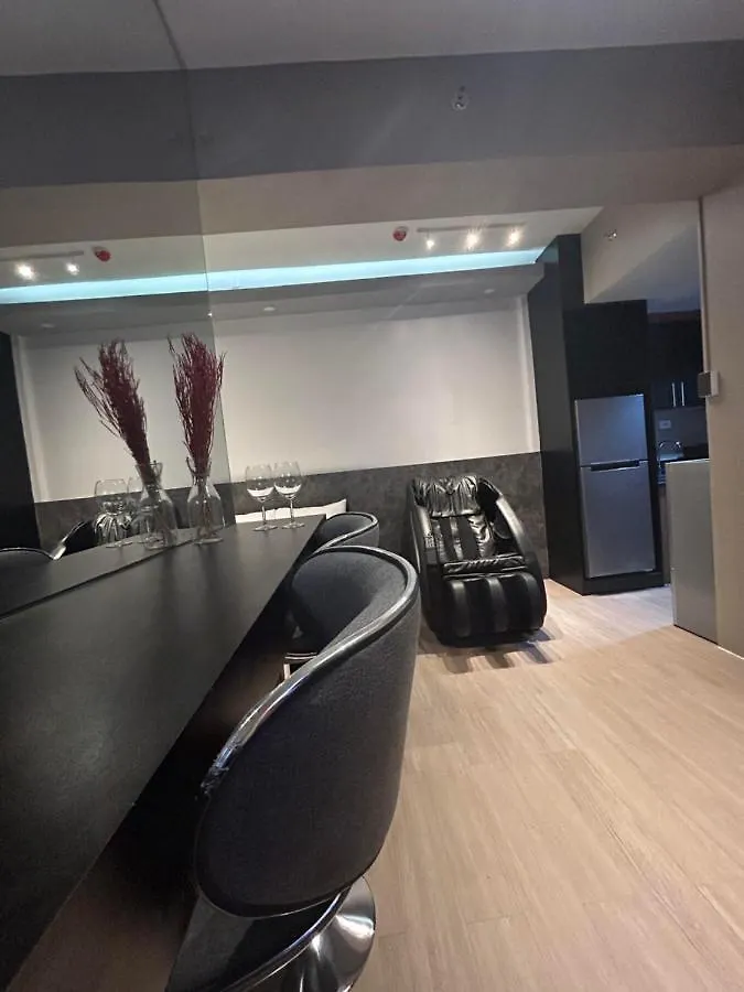 مانيلا Pasay Condotel With Massage Chair And Ps4- Stellar Suites فندق